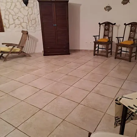 招待所 Minardi Porto Istana