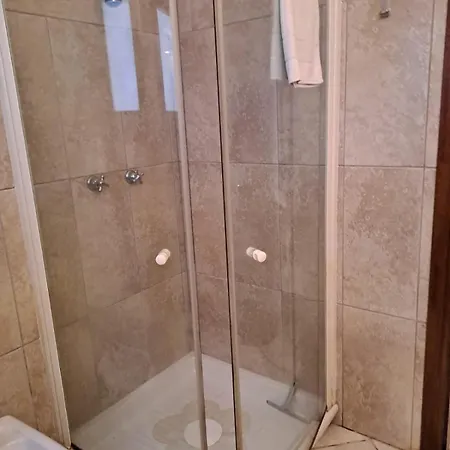 Minardi 3* Porto Istana